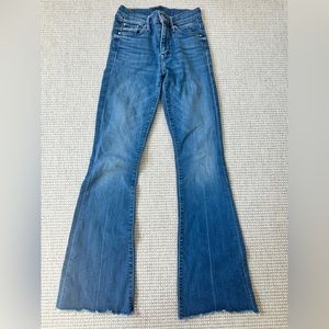 Woman’s Mother Jeans